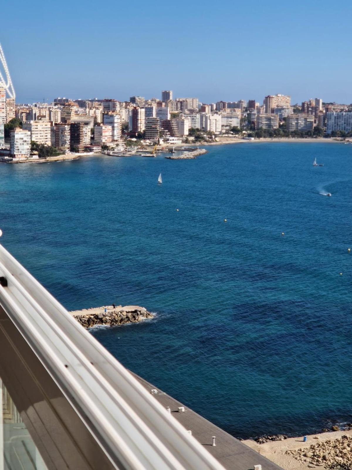 Appartement Vistas Al Mar. Gran Salon. Playa A 1 Minuto. Wifi à Alicante Extérieur photo